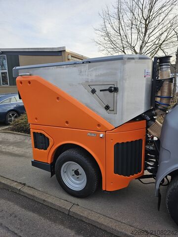 Saug Kehrmaschine Hako Citymaster 1650