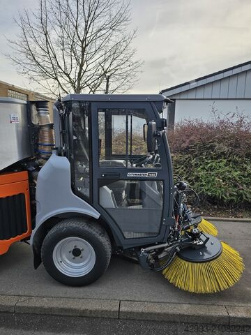 Saug Kehrmaschine Hako Citymaster 1650