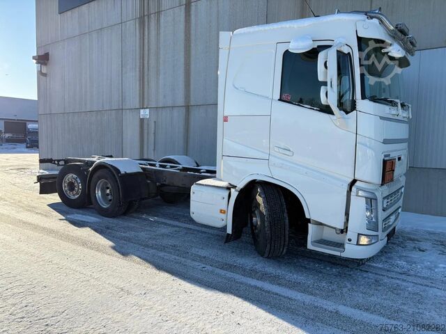 Fahrgestell mit Fahrerhaus Volvo FH 13.540 6x2*4 Chassis - Low KM - ADR - Full a...
