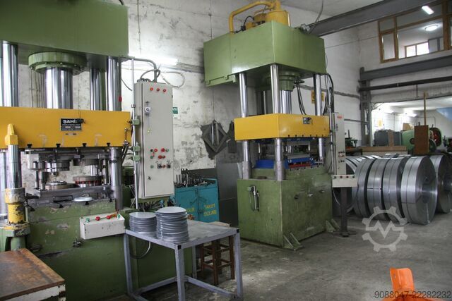 Produktionsanlage für Einbau-Backöfen und Kochfelder  