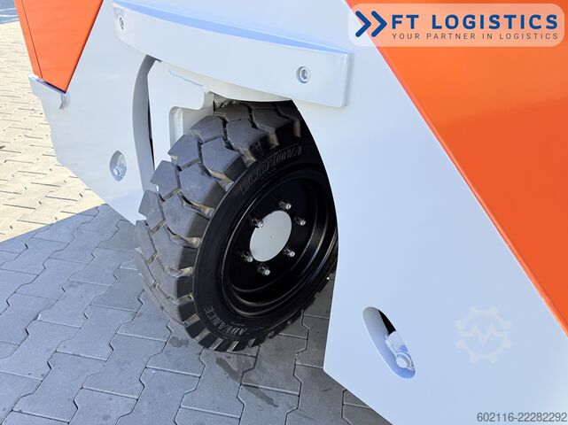 4-way forklift Hubtex DQ45G DUPLEX 5000 FORK-POSITIONER CABIN