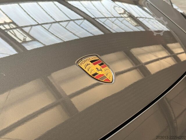 Van PORSCHE 992 / 911 CARRERA S 3.0