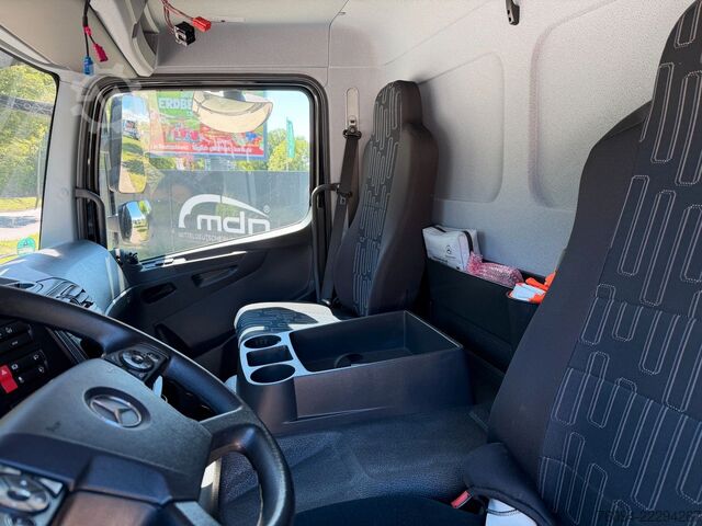 Transporter mit Pritsche & Plane MERCEDES-BENZ Atego 823 Pritsche Schiebeplane +Edschaverdeck