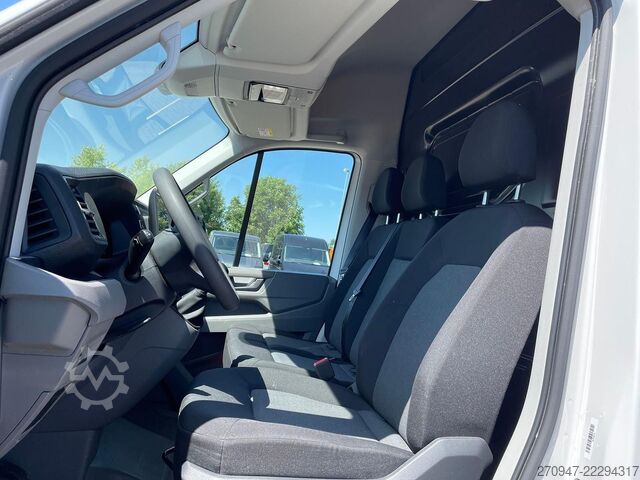 Kastenwagen hoch VOLKSWAGEN Crafter Kasten 35 L4H3 AHK RFK äden
