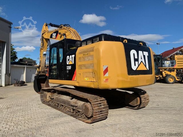 EXCAVATOR Caterpillar 326FLN