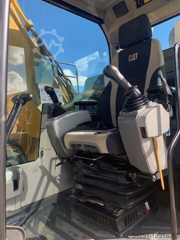 EXCAVATOR Caterpillar 326FLN
