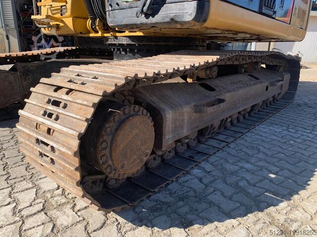 EXCAVATOR Caterpillar 326FLN