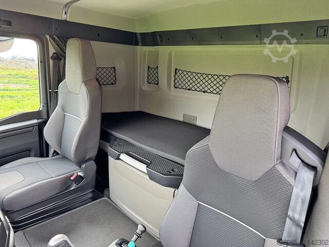 Standard-SZM MAN TGS 22.440 BB SA Tractor Head (7 units)