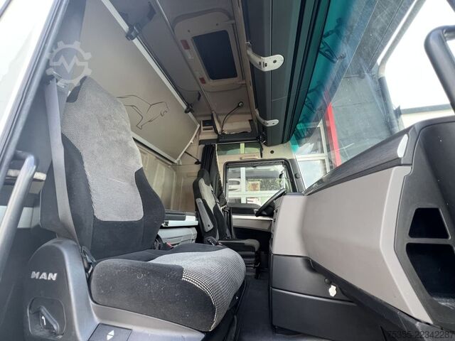 Volume tractor unit MAN TGX 18.510 XXL Klimaautom. Retarder ACC 2xTank