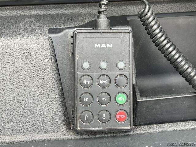 Volume tractor unit MAN TGX 18.510 XXL Klimaautom. Retarder ACC 2xTank