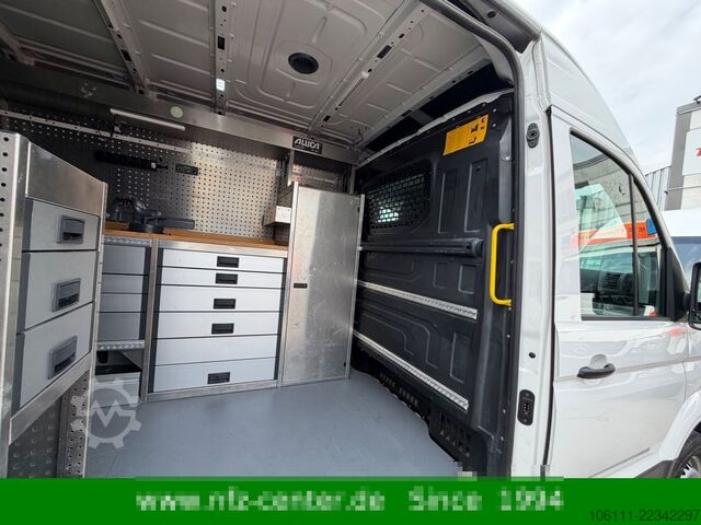 Minibus VW Crafter Kasten 35 mittellang Hochdach 4MOTION