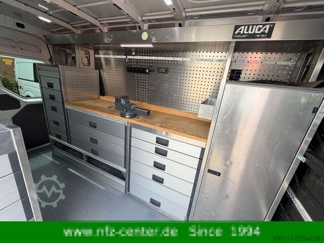 Minibus VW Crafter Kasten 35 mittellang Hochdach 4MOTION
