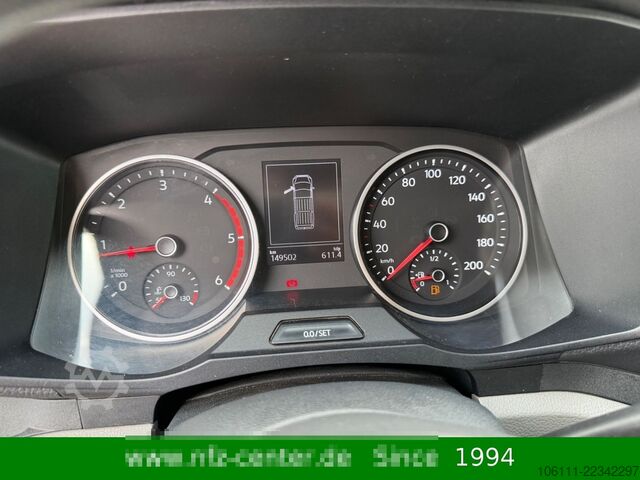 Minibus VW Crafter Kasten 35 mittellang Hochdach 4MOTION
