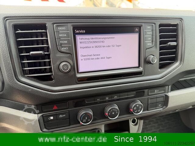 Minibus VW Crafter Kasten 35 mittellang Hochdach 4MOTION