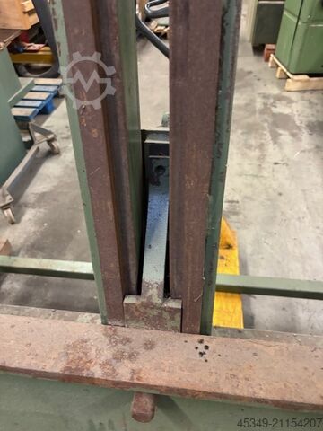 Elektro-Hydraulik-Presse Polzer EHT P180