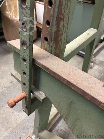 Elektro-Hydraulik-Presse Polzer EHT P180