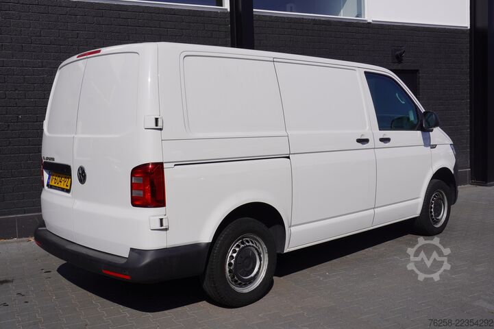 Delivery van Volkswagen Transporter 2.0 TDI - EURO 6 - Airco - Navi - C...