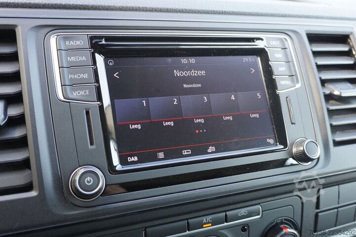 Delivery van Volkswagen Transporter 2.0 TDI - EURO 6 - Airco - Navi - C...