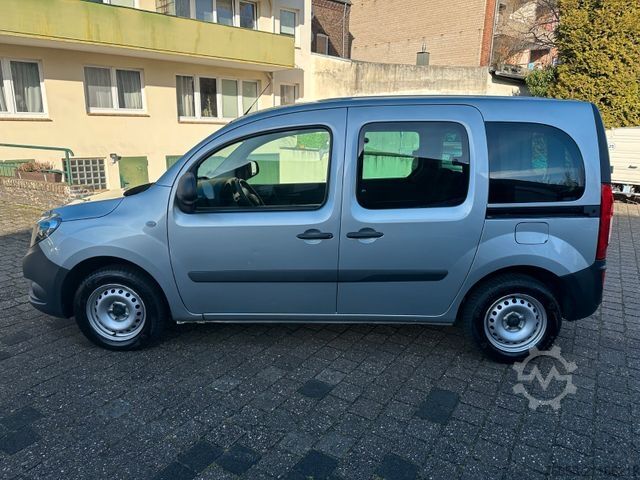 Kleinbus MERCEDES-BENZ Citan Tourer 109 CDI * Klima * Navi * PDC *