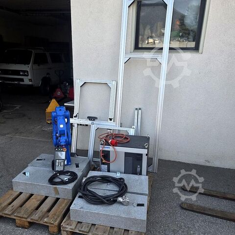 Industrieroboter Yaskawa MOTOMAN GP8 YR-1-06VX8-A00