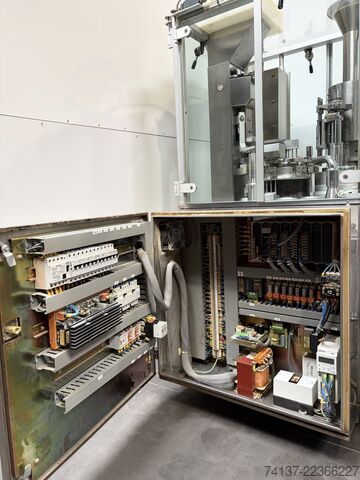 Kapselmaschine MACOFAR CD20