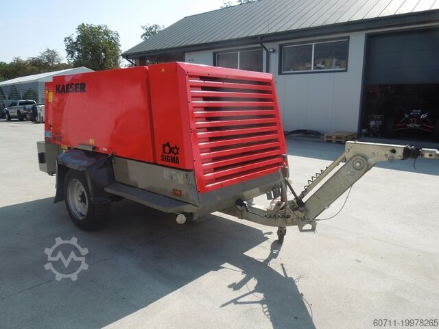Screw compressor KAESER M130