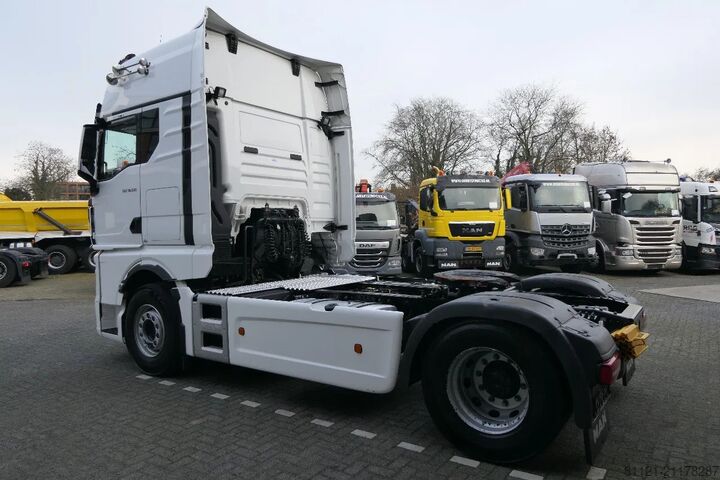 Standard-SZM MAN TGX 18.510 | Retarder | 2Tanks | 530656Km | 202...