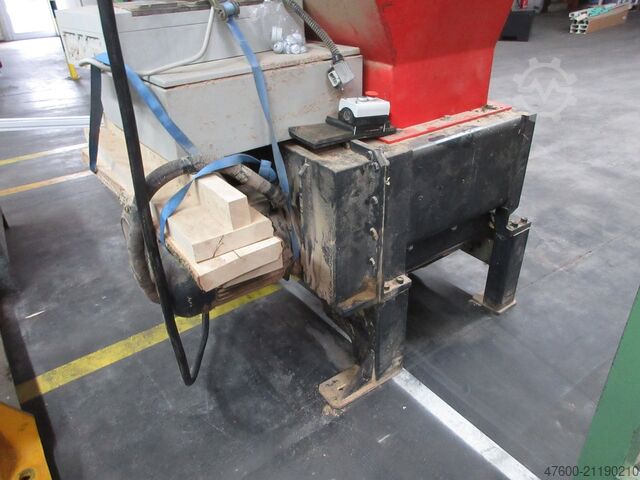Schredder 4 Wellenschredder Hächsler Untha Zerkleinerer RS30 4S Shredder Rotorschere Zerkleinerer Vorschredder