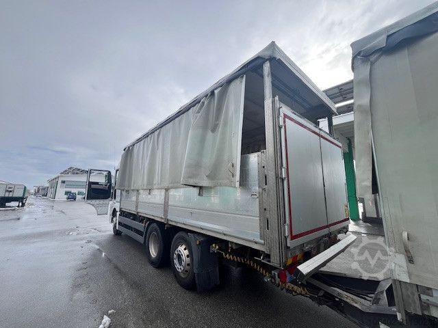 Kipper LKW MAN TGX 26.470 6x2-4 BL Zweiseitenkipper mit Hänger