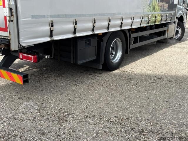 Flatbed truck with tarp  Actros 1836 L Curtainsider