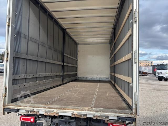 Flatbed truck with tarp  Actros 1836 L Curtainsider
