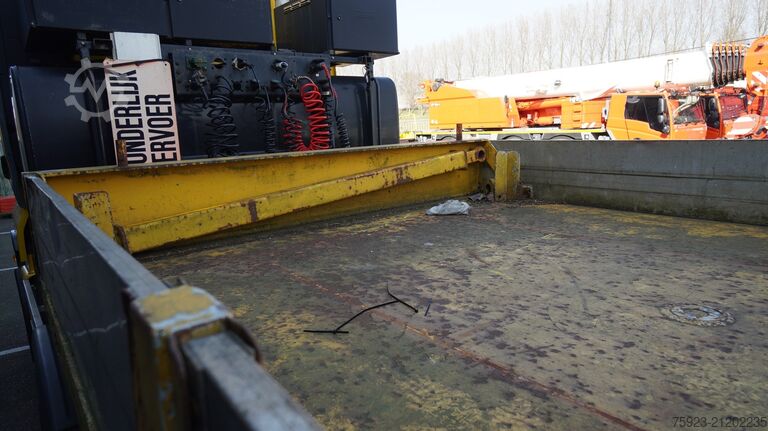 Schwerlast MAN TGA 41.530 – 8x4 push & pull heavy-duty truck, ...