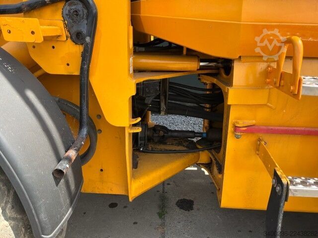 Lader JCB 436HT