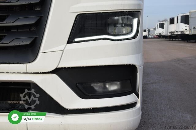 Standard tractor unit MAN TGX 18.470 GX