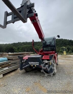 Telescopic arm forklift MAGNI RTH 5.21 Smart