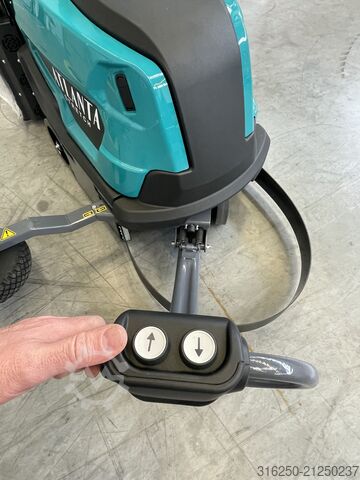 Mobiler Stretchwickler mit Fernbedienung ATLANTA - automatisches Folienanlegen NEOS 120-400% PreStretch