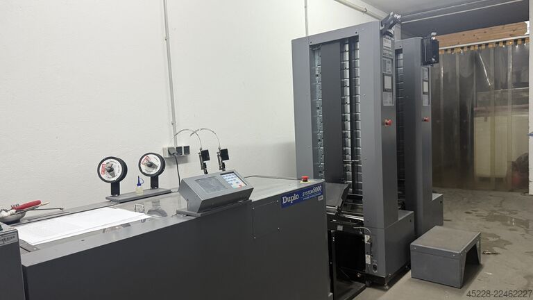 Broschürenfertigungssystem Duplo System5000