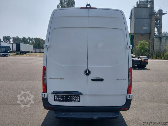 Kastenwagen Mercedes-Benz Sprinter 317 CDI lang Navi Kamera