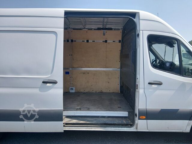 Kastenwagen Mercedes-Benz Sprinter 317 CDI lang Navi Kamera