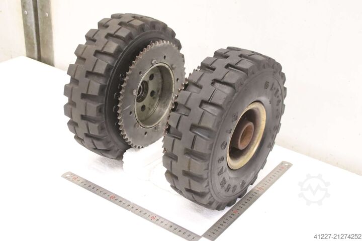 Vollgummi Reifen mit Felge und Zahnkranz Gumasol Softy 4.00-4