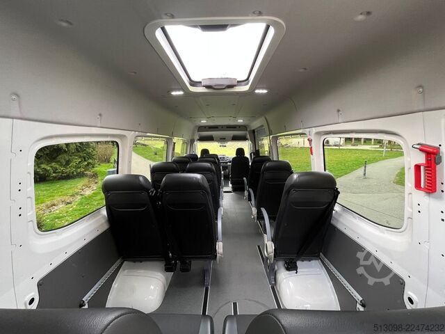 Kleinbus VW CRAFTER 17 SITZER ACC LANE ASSIST
