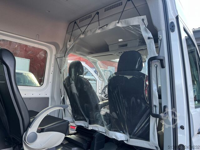 Kleinbus VW CRAFTER 17 SITZER ACC LANE ASSIST