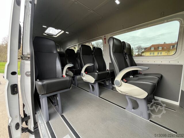 Kleinbus VW CRAFTER 17 SITZER ACC LANE ASSIST