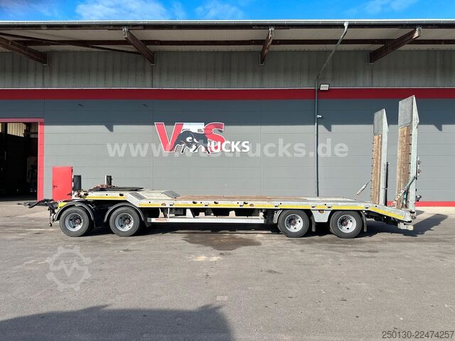 Low loader trailer MÖSLEIN TA 4 4.Achs Tieflader SAF RAMPEN *WIE NEU*