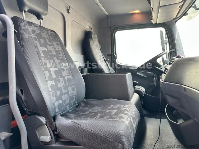 Van chassis MERCEDES-BENZ Atego 822 L Fahrgestell