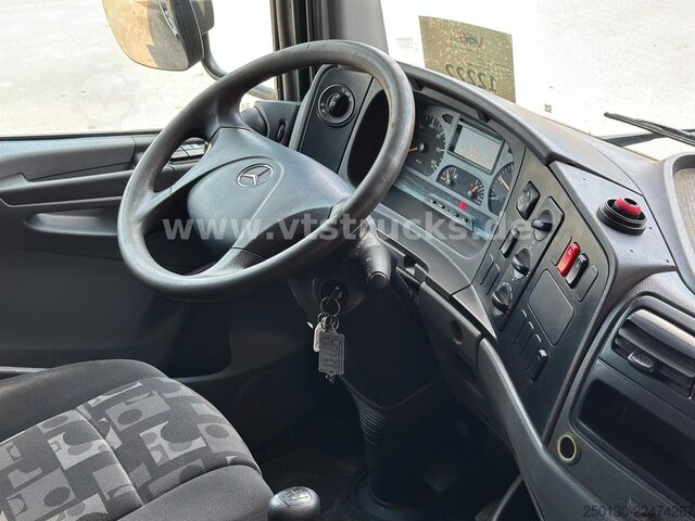 Van chassis MERCEDES-BENZ Atego 822 L Fahrgestell