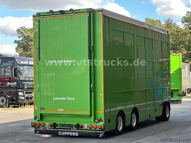 Horse transport trailer  Cuppers LVA 09-16 AL 3-Stock Viehanhänger,
