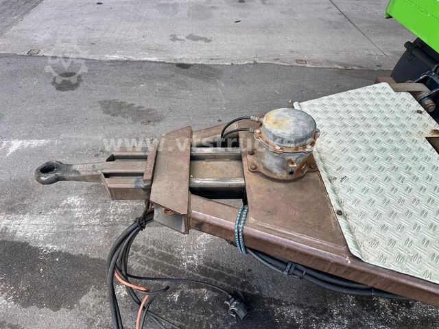 Horse transport trailer  Cuppers LVA 09-16 AL 3-Stock Viehanhänger,