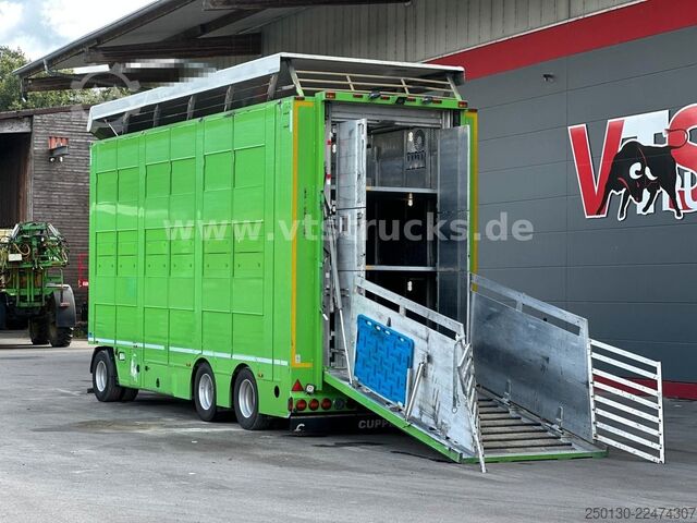 Horse transport trailer  Cuppers LVA 09-16 AL 3-Stock Viehanhänger,