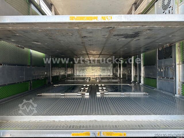 Cattle truck MAN TGX 26.440 6x2 3.Stock Cuppers Komplett-Zug